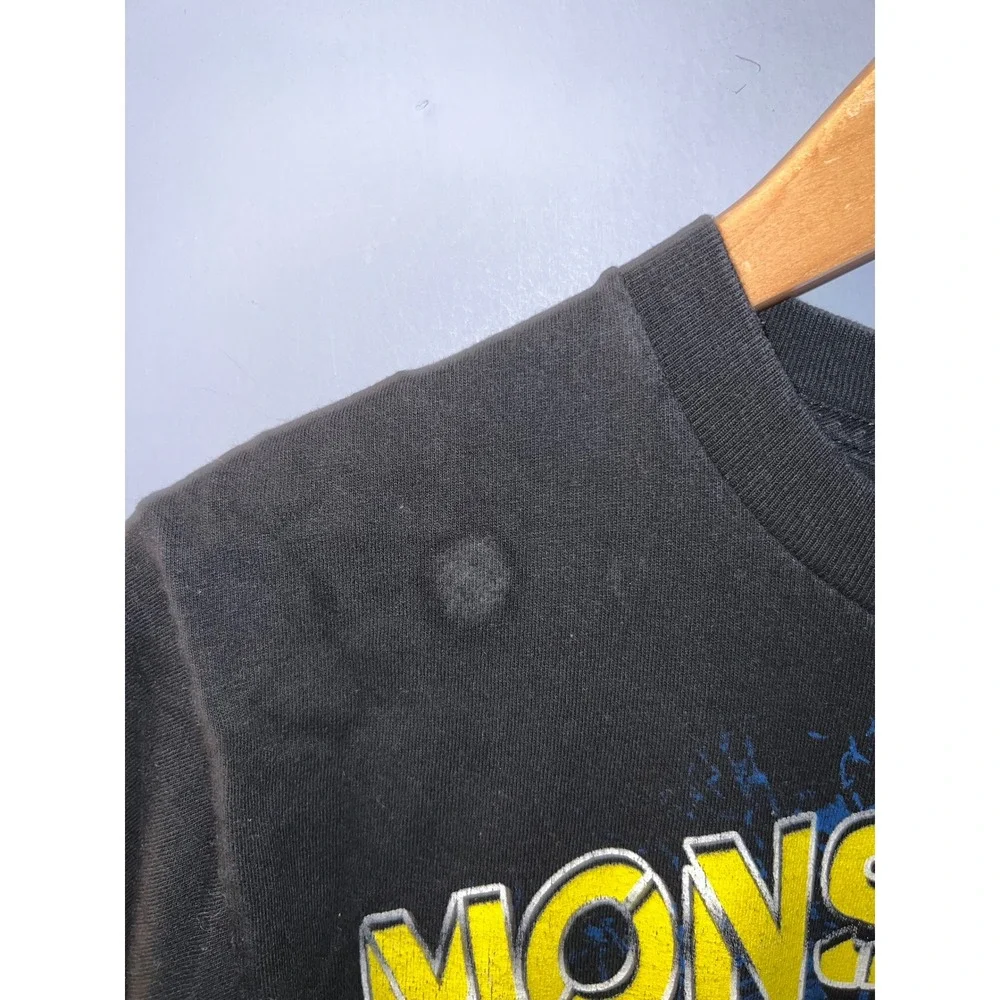 Monster Jam World Tour 2019 T-Shirt Black Grave Digger Graphic Youth Large